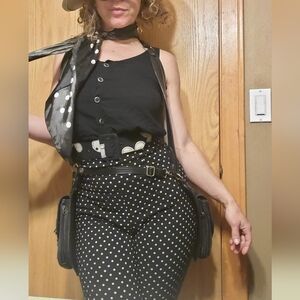 Polka dot pedal pusher